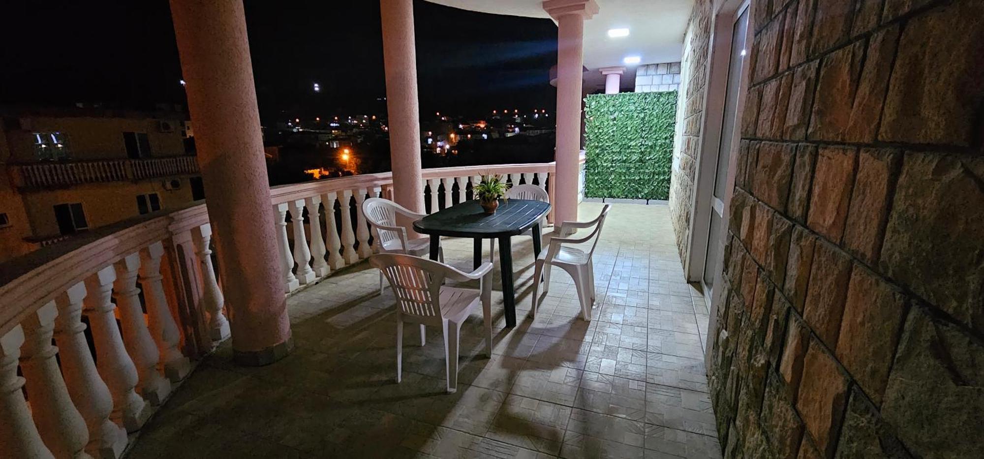 Kurt Apartaments Улцинь Экстерьер фото